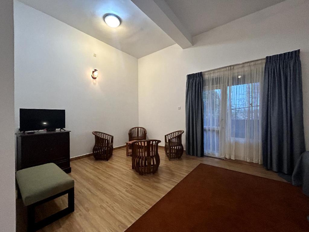 K And K Country Resort Minuwangoda エクステリア 写真