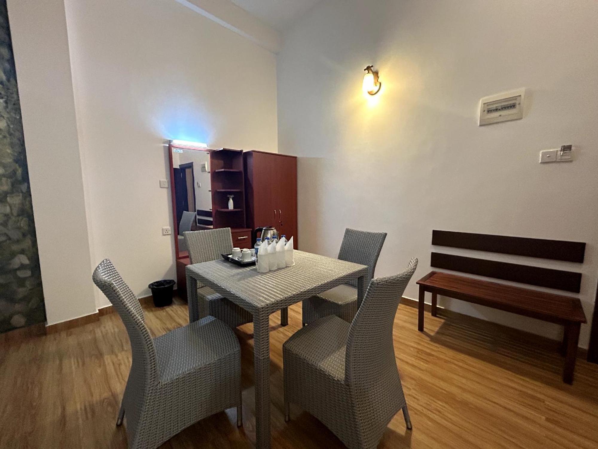 K And K Country Resort Minuwangoda エクステリア 写真
