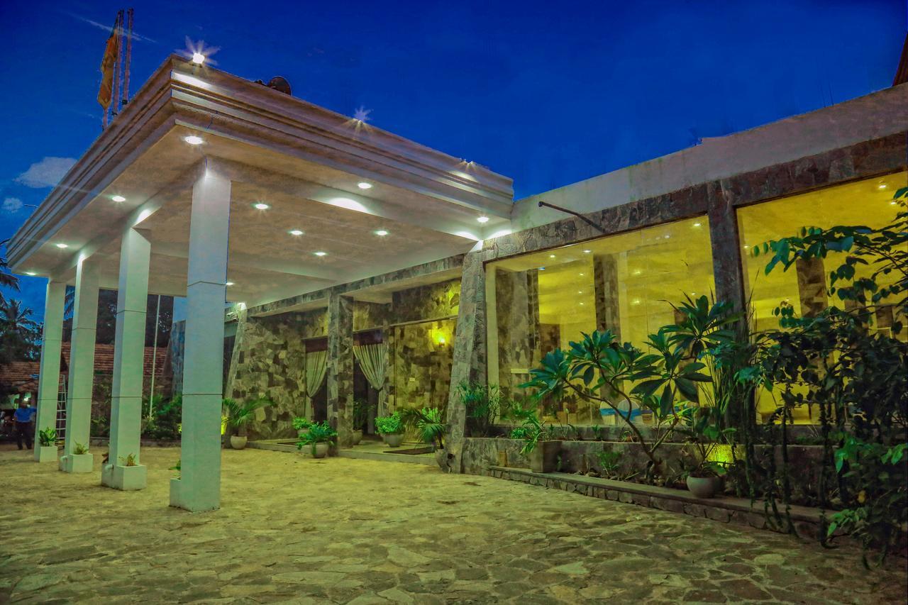 K And K Country Resort Minuwangoda エクステリア 写真